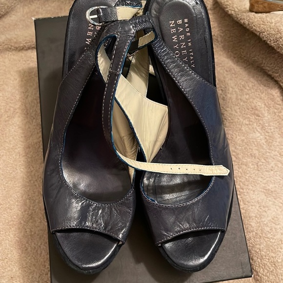 Barneys New York Shoes - BARNEYS NEWYORK - Liana -platform peep toe platforms - size 37 EUR